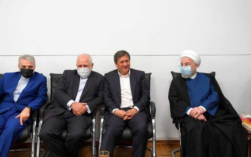 دولت روحانی زخم بستر گرفته بود