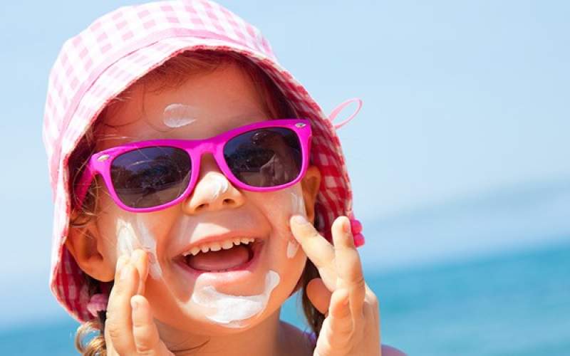 چند توصیه علمی برای مراقبت کودک در فصل گرما