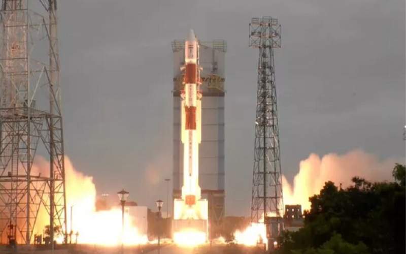 هند ۷ ماهواره به مدار فرستاد