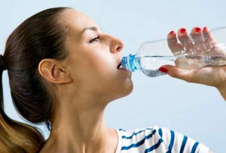 اگر این علائم را دارید، زیاد آب می نوشید!