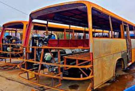 ویدئو عجیب از نحوه ساخت اتوبوس در پاکستان