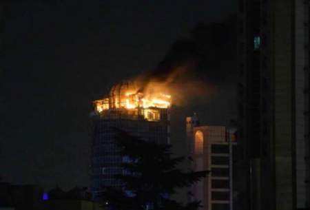 آتش‌سوزی گسترده در برج تجاری معروف کرج