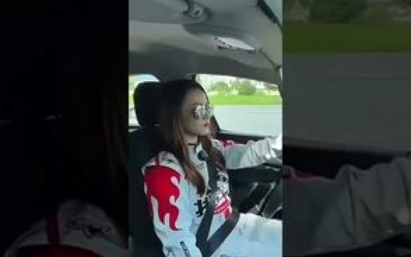 مهارت دختر ۱۱ ساله در پارک کردن سرعتی