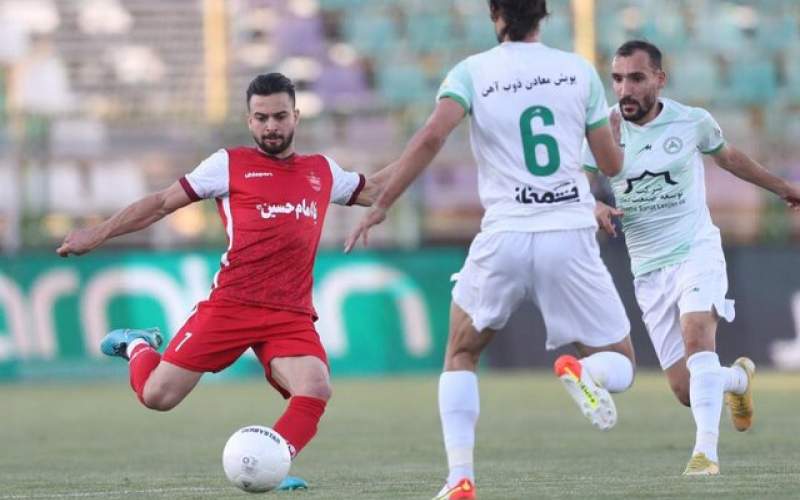 پرسپولیس نیاز به مهاجم شش‌دانگ دارد