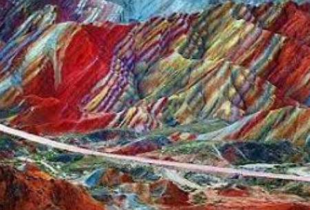 تصاویر حیرت‌انگیز از کوه‌های رنگی در ایران