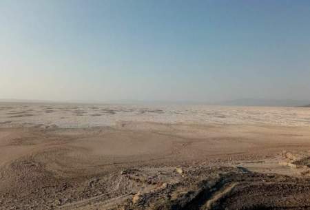 دریاچه ارومیه به معنای واقعی کلمه مُرد!