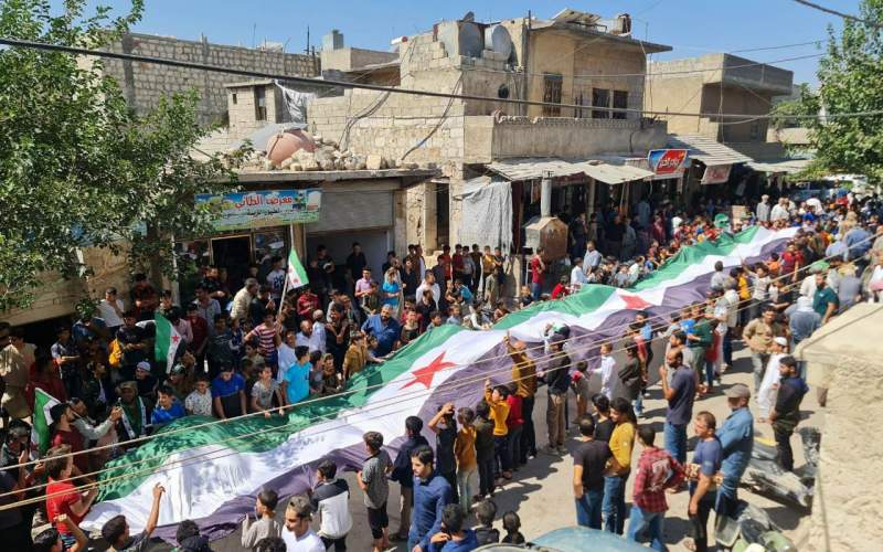 ادامه اعتراضات آرام مردم سوریه در روز جمعه