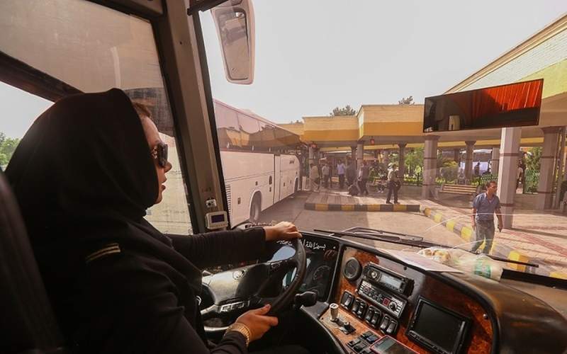 این زن ایرانی با تریلی‌اش جاده‌های بسیاری را زیر پا گذاشته