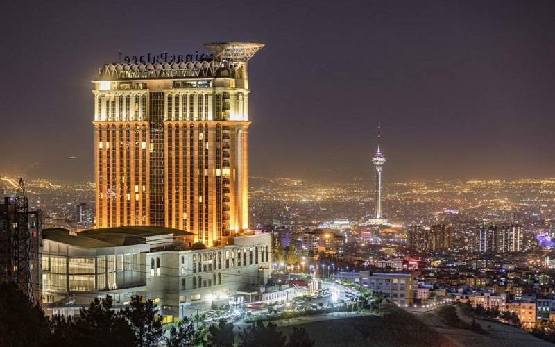 درآمد هتل اسپیناس پالاس از حضور رونالدو در تهران