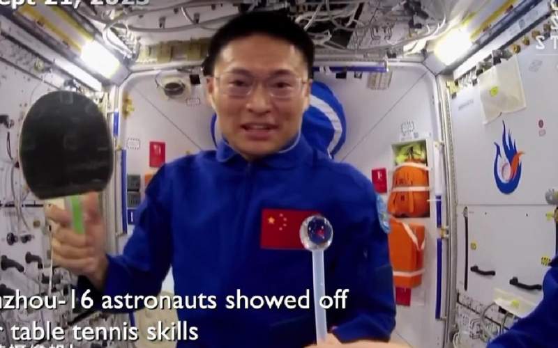 پینگ پنگ بازی با قطره آب در ایستگاه فضایی