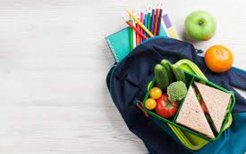 چه خوراکی‌هایی در کیف دانش‌آموزان بگذاریم؟