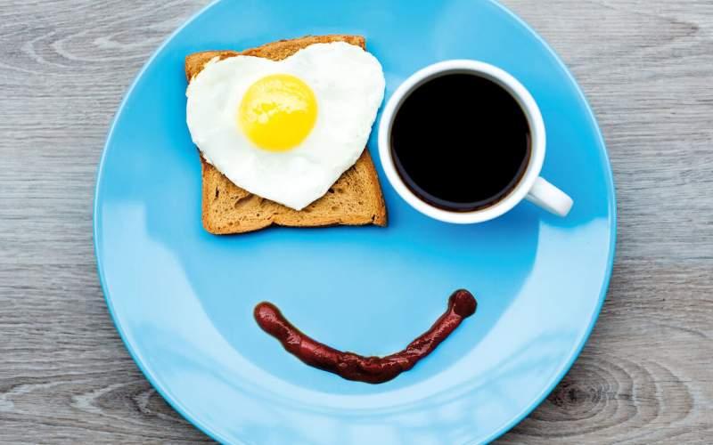 اگر صبحانه نخورید چه اتفاقی برایتان می‌افتد؟