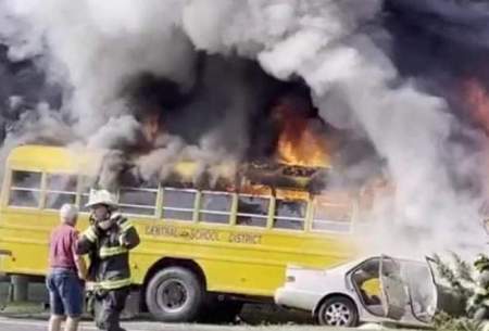 اتوبوس مدرسه در آتش یک تصادف سوخت /فیلم
