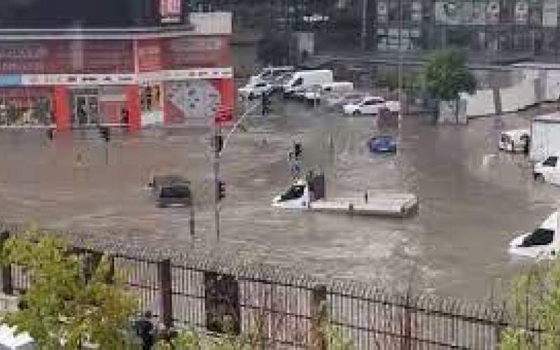 بارش شدید باران ترکیه را زیر آب برد /فیلم