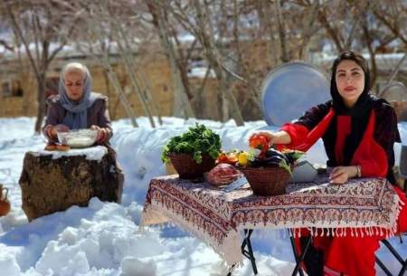 کباب کردن گوشت و گوجه توسط خانواده کردستانی