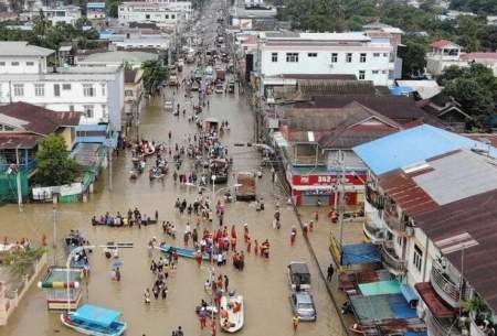 بارش باران و جاری شدن سیل در میانمار/فیلم