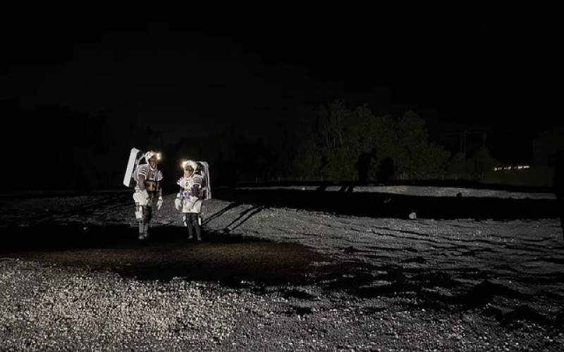 پیاده‌روی شبیه‌سازی شده فضانورد ناسا روی ماه!