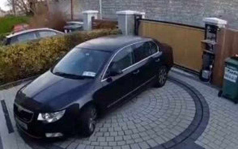 یک ترفند جالب که مشکل پارکینگ را حل می‌کند