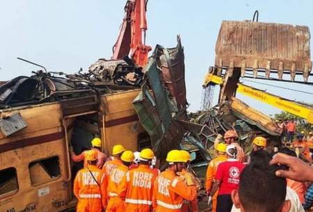 تصادف مرگبار دو قطار مسافربری در هند/فیلم