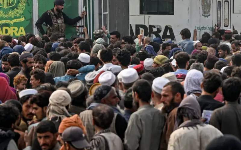 پناهجویان افغان مجبور به ترک پاکستان شدند