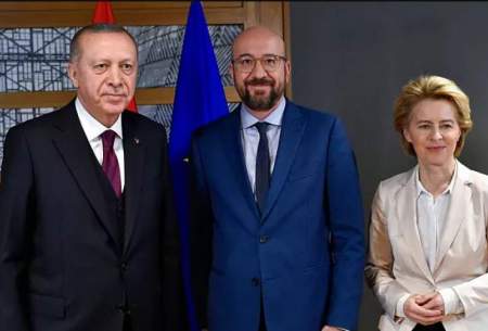 ترکیه به دور شدن از اتحادیه اروپا ادامه می‌دهد