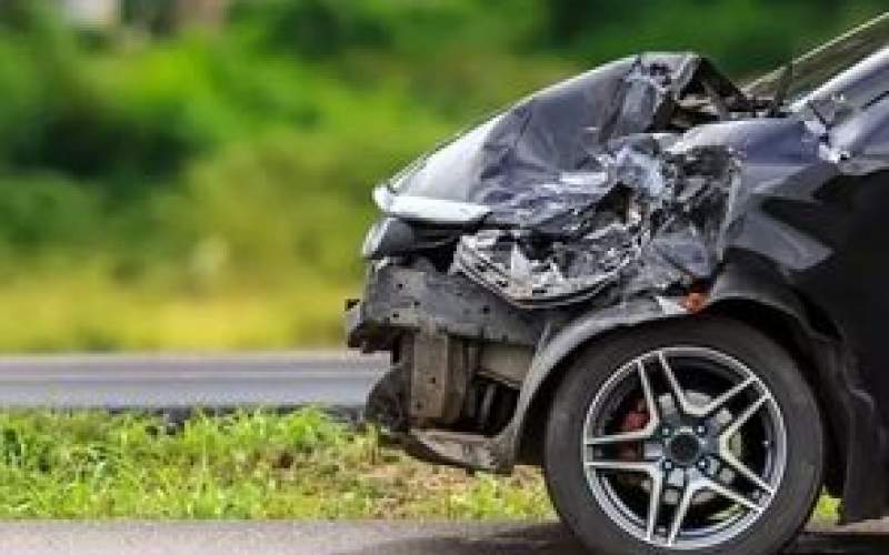 متلاشی شدن خودرو بعد از تصادف هولناک/فیلم
