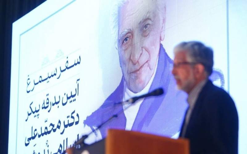 ملت ایران پدربزرگ نمی‌خواهد