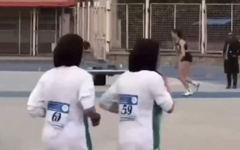در ویدئوی منتشر شده ورزشکار دختر قزاقستانی در ماده پرش ارتفاع با موفقیت از مانع ۱۷۰ سانتیمتری عبور می‌کند