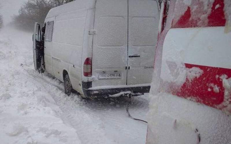 بارش برف مرگبار در اوکراین /فیلم