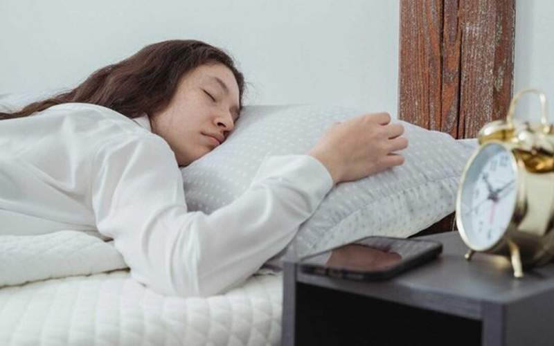 زنان کمبود خواب را جدی بگیرند