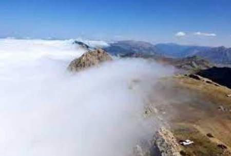 آبشارِ ابر در مرزِ سمنان و مازندران/فیلم