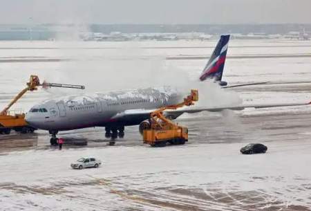 یخ زدایی و برف‌روبی هواپیما قبل از تیک‌آف