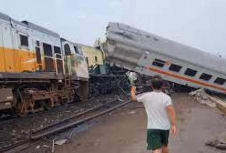 برخورد مرگبار قطار در اندونزی /فیلم