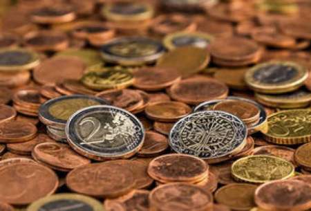 انتقاد از سکه‌پاشی برای مقابله با افزایش قیمت