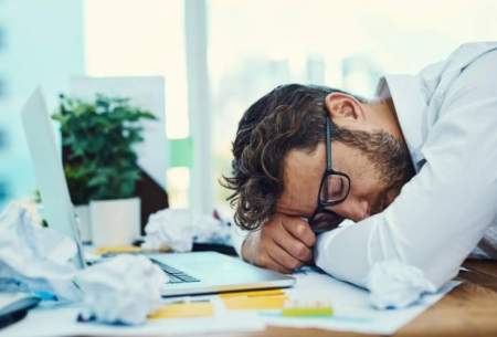 چطور خواب‌آلودگی در محیط کار را برطرف کنیم؟