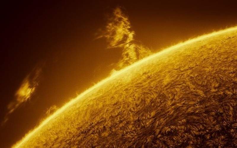 فوران غول پیکر پلاسما از خورشید /فیلم