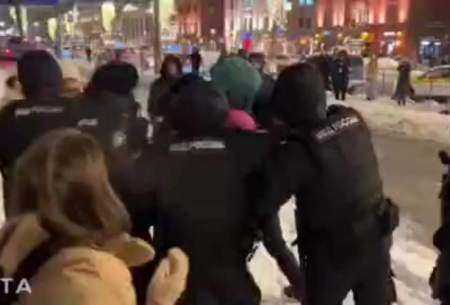 سرکوب بی‌رحمانه مخالفان پوتین در خیابان‌های مسکو