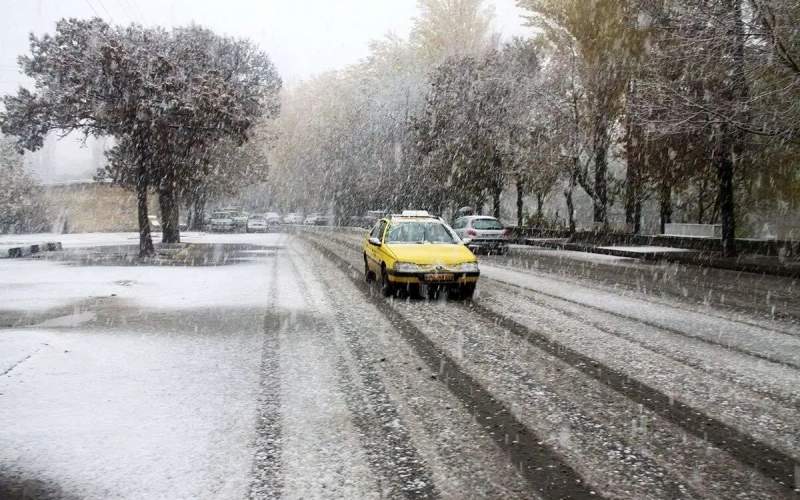 بارش برف در تهران /فیلم