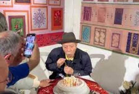 آوازخوانی جالب علی نصیریان در جشن تولدش