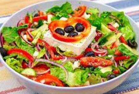 طرز تهیه یک سالاد خوشمزه برای کاهش وزن