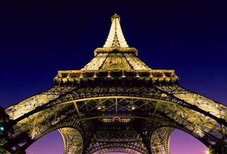 پاریس یکی از زیبا ترین شهرهای دنیا  <img src="https://cdn.baharnews.ir/images/picture_icon.gif" width="16" height="13" border="0" align="top">