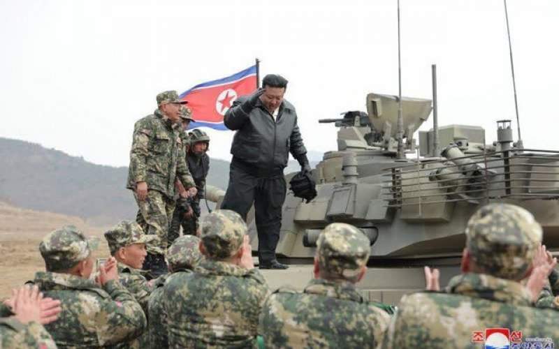 رونمایی اون از تانک جدید کره شمالی