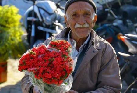 حال و هوای بازارگل محلاتی درآستانه نوروز باستانی