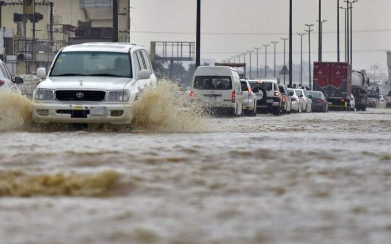 بارش باران و سیل وحشتناک در عربستان