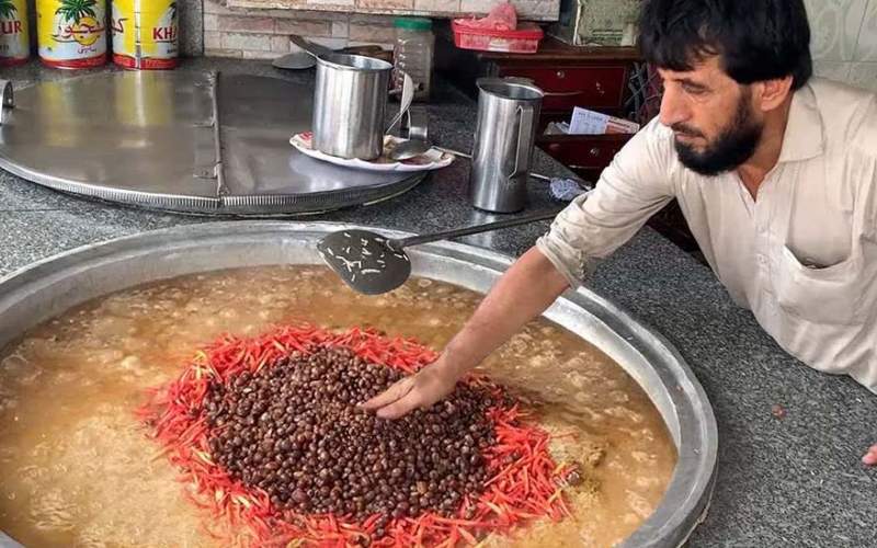 نحوه پخت 90 کیلو قابلی پلو با گوشت در کراچی