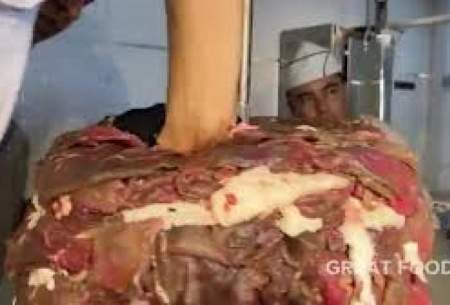 پخت شاورما با 150 کیلو گوشت در ازبکستان