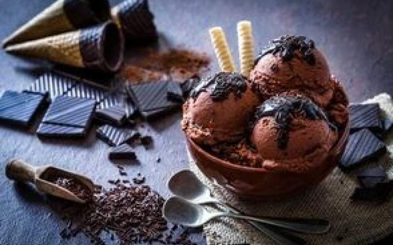 این بستنی خوشمزه را در ۴ دقیقه درست کن