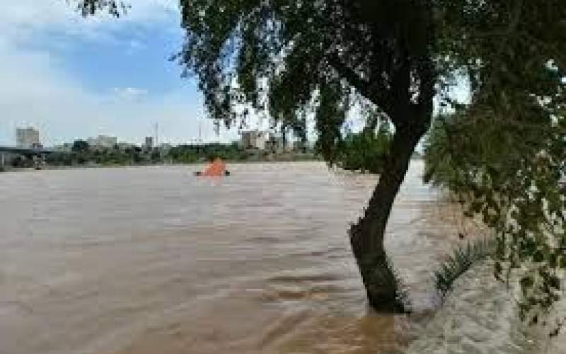 باران سیل‌آسا، پارک‌های دزفول را زیر آب برد