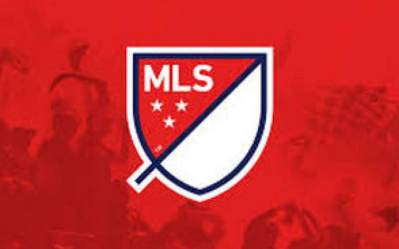 گل‌به‌خودی عجیب در لیگ MLS آمریکا/فیلم