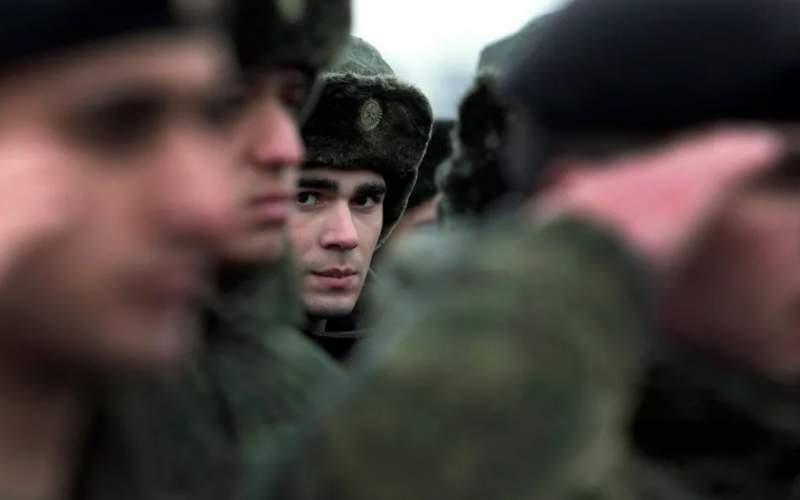 سرباز گیری اجباری روسیه از جوانان اوکراینی 